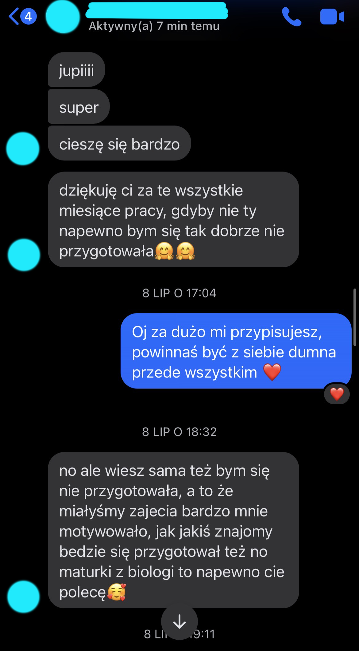 Zrzut ekranu wiadomości od uczennicy: dziękuję za te wszystkie miesiące pracy, gdyby nie Ty, na pewno bym się tak dobrze nie przygotowała. Dalej pisze, że wspólne zajęcia bardzo ją motywowały i poleci Elę znajomym przygotowującym się do matury z biologii